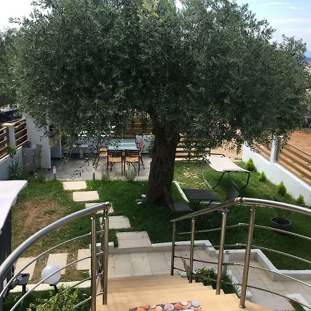 Happy Family Βίλα