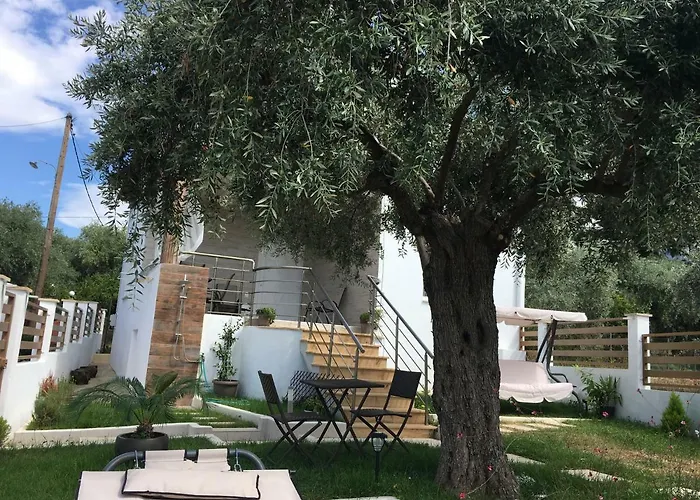 Happy Family Σκάλα Καλλιράχης